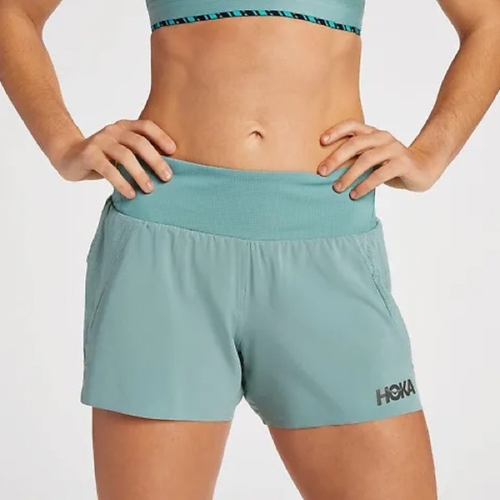 HOKA 4 in Shorts in Trellis